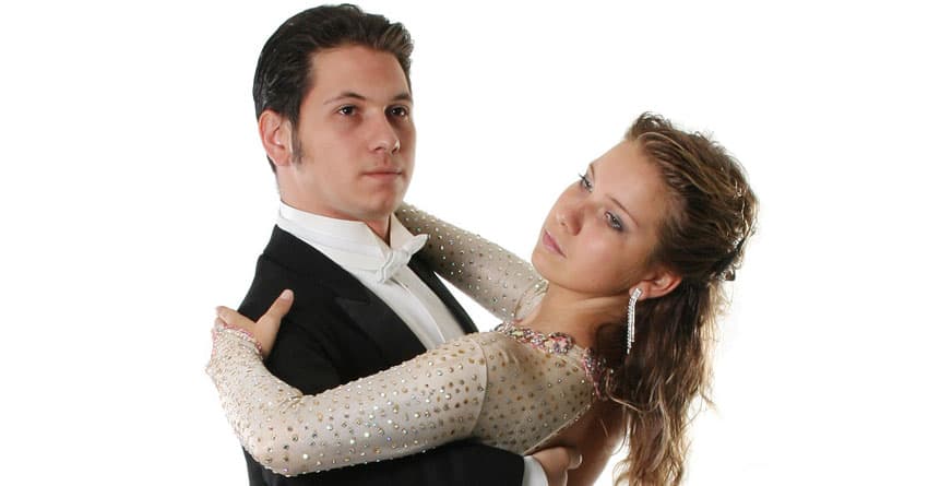TANGO İLE ÇİFTLER BİRBİRİNE BAĞLANIYOR