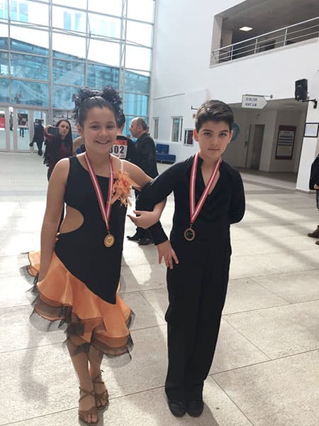 Emir Kaya Dans Okulu - Tango Kursu