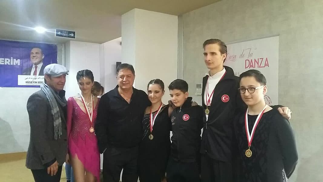 Emir Kaya Dans Okulu - Tango Kursu