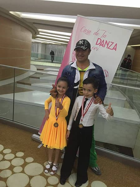 Emir Kaya Dans Okulu - Tango Kursu