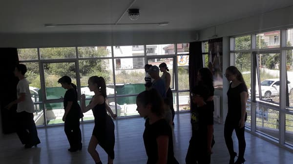 Emir Kaya Dans Okulu - Tango Kursu - 10. Fotoğraf