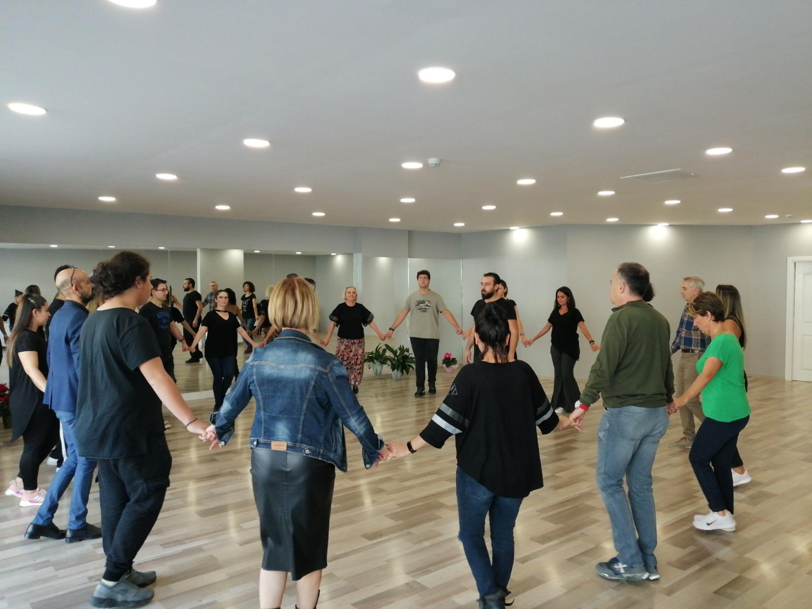 Adım Sanat ve Dans Okulu - Eskişehir Yolu Tango Kursları - 4. Fotoğraf