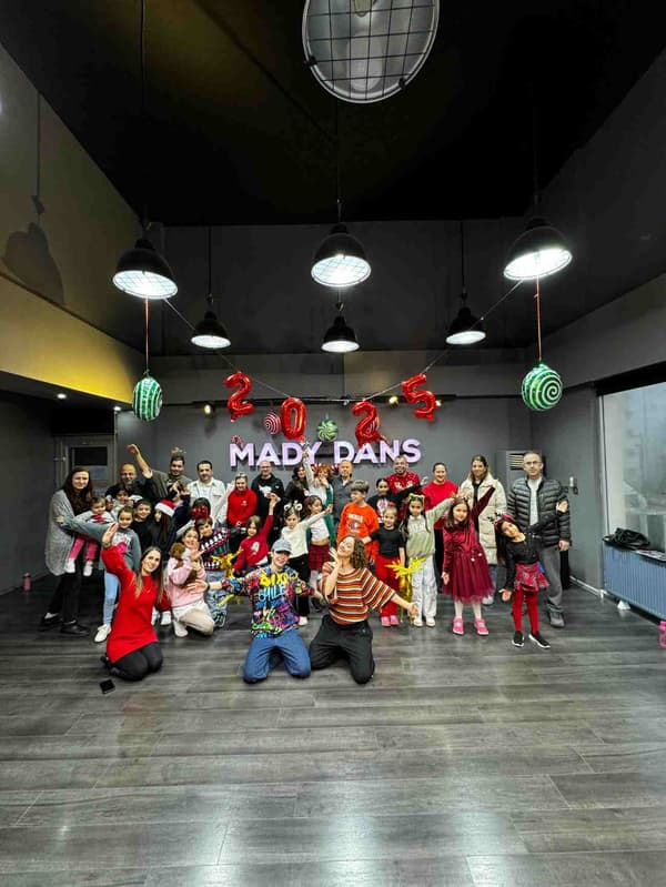 Mady Dans ve Bale - 21. Fotoğraf