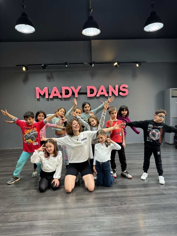 Mady Dans ve Bale - 20. Fotoğraf