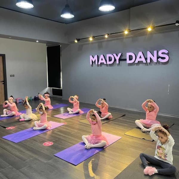 Mady Dans ve Bale - 15. Fotoğraf