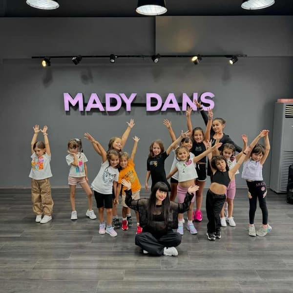 Mady Dans ve Bale - 14. Fotoğraf