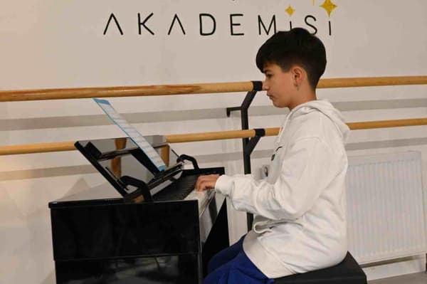 Lamia Dans ve Sanat Akademi - 9. Fotoğraf